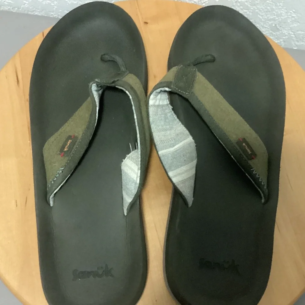 Sanuk Big Swell Flip Flops Sandals Olive Green Men Size 13 Vacation‎ Beach Pool